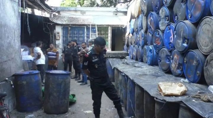 যশোরে ৪৩ হাজার লিটার ভোজ্যতেল জব্দ